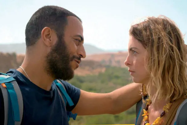 «من أجل القضية»: في منطقة حائرة على الحدود