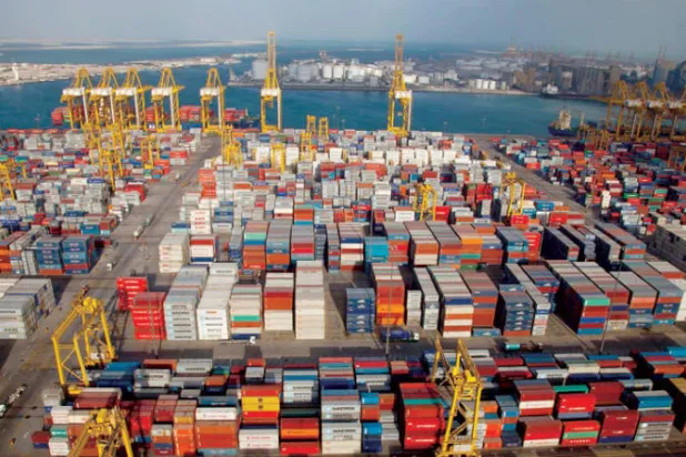 تجارة دبي الخارجية تنمو 10 % إلى 95.4 مليار دولار