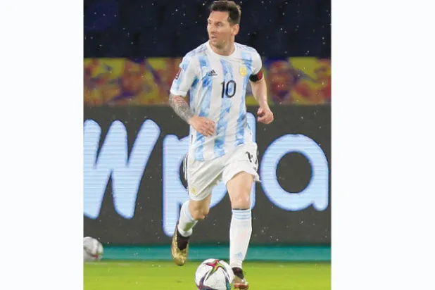 اختبار صعب للأرجنتين أمام تشيلي اليوم... وميسي يأمل كسر نحسه بـ«كوبا أميركا»