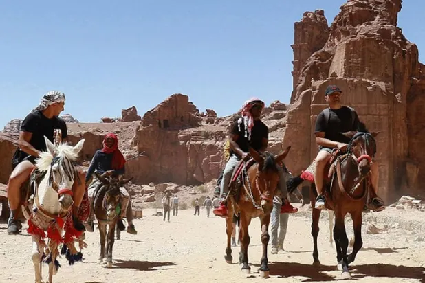 Pandemi Petra’nın binek hayvanlarını işsiz bıraktı