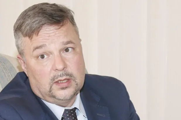 براغ تؤكد ضرورة معالجة قضايا خارج الملف النووي الإيراني