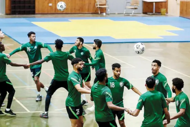 سعودی و ازبکستان برای صعود به مصاف هم می‌روند