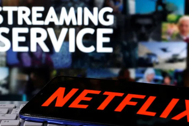 شاب مغربي ـ فرنسي يقاضي «نتفليكس»... لوصفه بـ«الملتحي»