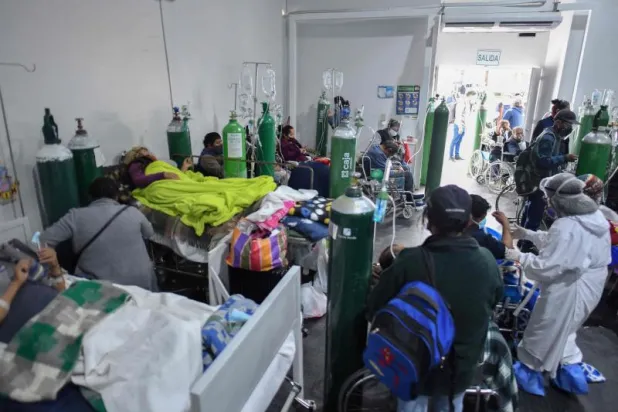 منظمة الصحة تراقب سلالة لـ«كورونا» ظهرت في أميركا اللاتينية