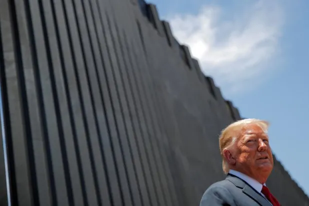 بعد أسبوعين... ترمب يزور تكساس لتفقّد الحدود مع المكسيك