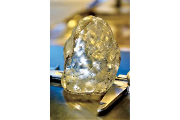 اكتشاف قطعة «ألماس» بحجم بيضة دجاجة في بوتسوانا