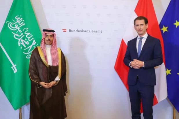 وزير الخارجية السعودي ومستشار النمسا يناقشان الملفات المشتركة