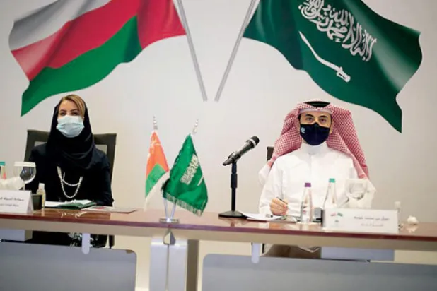 السعودية تبحث إنشاء منطقة صناعية في عُمان