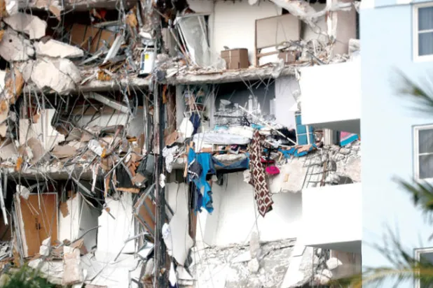 انهيار مبنى في ميامي... وإعلان حالة طوارئ كبرى