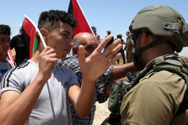 مظاهرات في المدن الفلسطينية ضد إسرائيل والسلطة