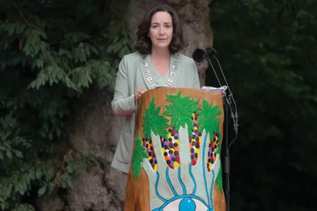 أمستردام تعتذر عن دورها في تجارة الرقيق