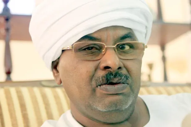 النيابة السودانية تلاحق رئيس مخابرات البشير بالإنتربول