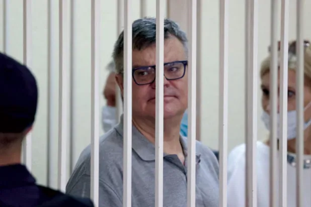 الحكم بالسجن 14 عاماً على المعارض البيلاروسي باباريكو