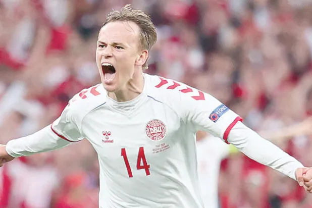 دامسغارد استغل غياب إريكسن فتألق وأصبح ورقة الدنمارك الرابحة