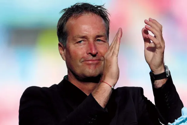 مدرب الدنمارك يشعر بخيبة أمل لانتهاء الرحلة... و«يويفا» يحقق في مخالفات إنجليزية