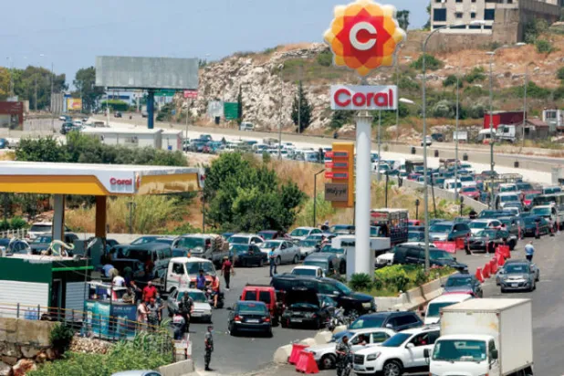 لبنان على شفير هاوية حقيقية