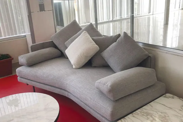 «التصميم الإيطالي» يعيد لبيروت وهجها الثقافي