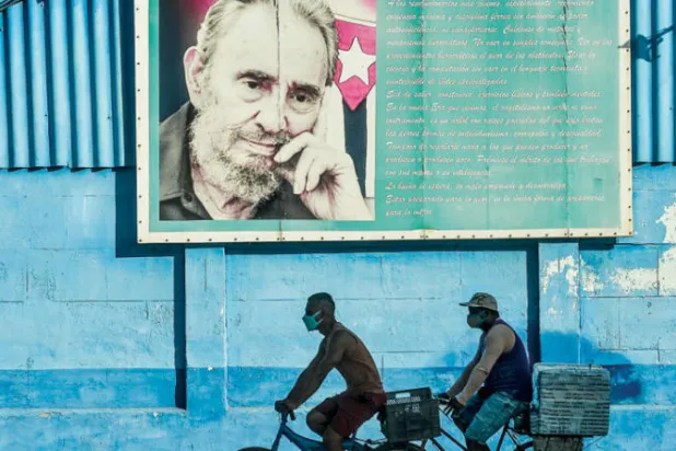 احتجاجات كوبا تسلّط الضوء على الانقسام الدولي بخصوص نظامها الشيوعي