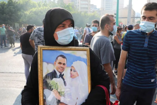 أهالي ضحايا انفجار المرفأ يواصلون الضغط على المدعى عليهم للمثول أمام القضاء