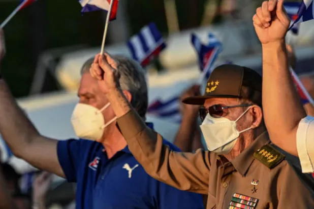 هل تؤشر أحداث كوبا إلى بداية نهاية «الكاستروية»؟