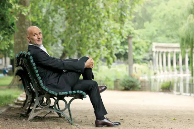 الإعلامي ريكاردو كرم