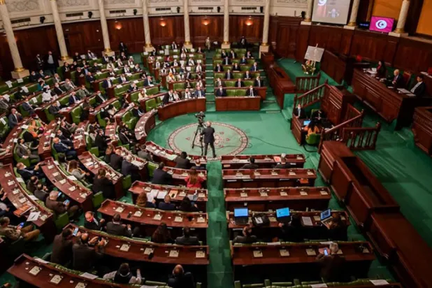 Tunus’ta OHAL konusunda anayasal bir bölünme yaşanması bekleniyor