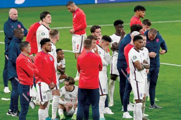 لاعبو إنجلترا بحاجة إلى شهور ليتغلبوا على آلام {يورو 2020}