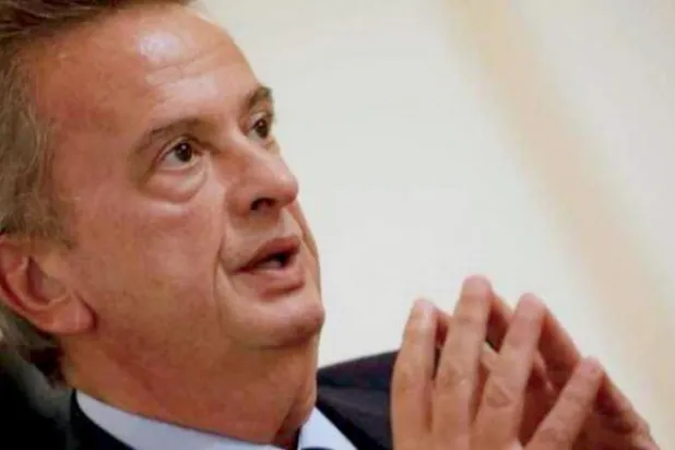 لبنانی عدلیہ مرکزی بینک کے گورنر کا تعاقب کر رہی ہے