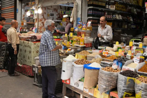 المخدرات تفتك بشباب الموصل بدعم من «فصائل طهران»