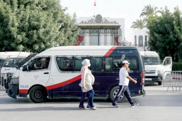 Tunuslular, Meşişi’nin yerine geçecek yeni başbakan adayını bekliyor
