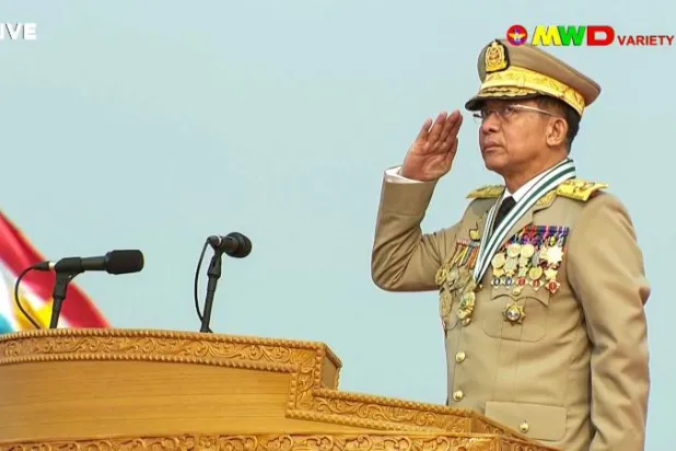 زعيم المجموعة العسكرية في ميانمار يعد بإجراء انتخابات بغضون عامين