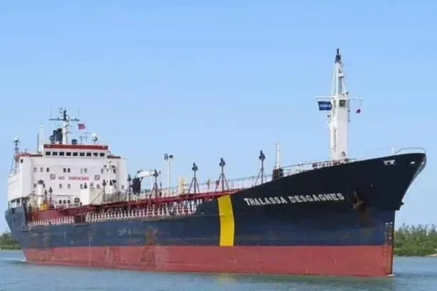 Umman Donanması, bölgedeki uluslararası suların güvenliğinin sağlanmasına katkıda bulunmak için gemi devriyelerini artırdı