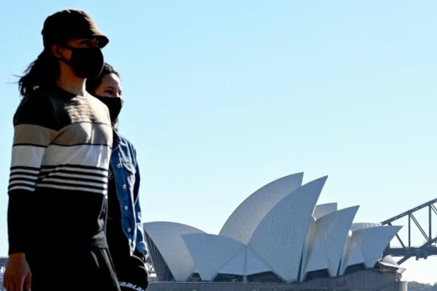 «كورونا»: سيدني تشدد القيود بعد حصيلة إصابات قياسية