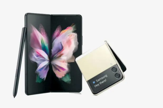 هاتف «زد فولد3 - 5 جي» (إلى اليسار) و«زد فليب 3 - 5 جي» (إلى اليمين)