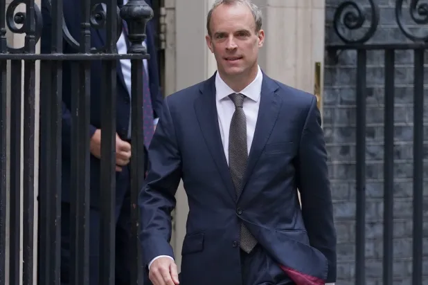 مجموعة السبع تحض «طالبان» على ضمان ممر آمن للراغبين في المغادرة