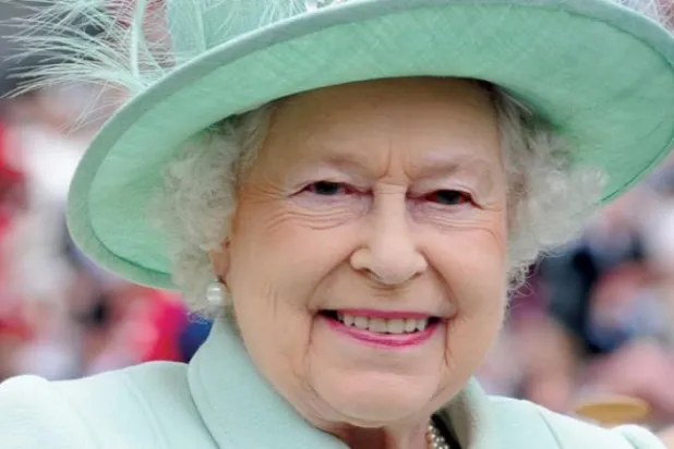 Kraliçe II. Elizabeth, Buckingham Sarayı'nda çalışacak güvenlik uzmanı arıyor