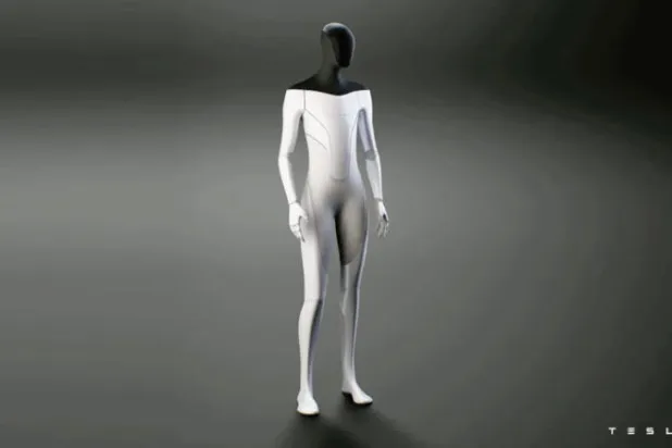 روبوت معدني لـ«تيسلا»  يعمل بتقنية السيارات