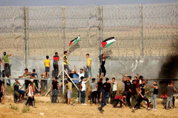 بنيت يهدد باغتيال قادة فلسطينيين في غزة