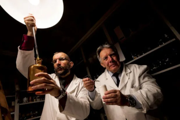 عطّار في بلغراد يقاوم الزمن بروائحه الزكية