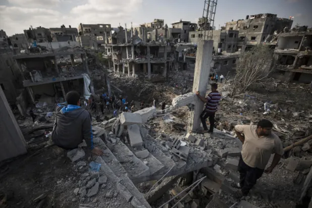 «رايتس ووتش»: غارات إسرائيل على أبراج غزة «قد ترقى لجرائم حرب»