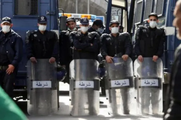 İspanya, terör örgütüne üye olmakla suçlanan Cezayirli aktivisti sınır dışı etti