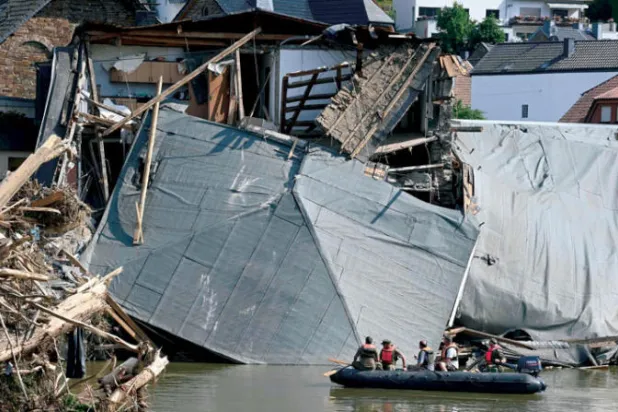 تغيّر المناخ يؤدي إلى فيضانات قاتلة في أوروبا... وينذر بخطر قادم