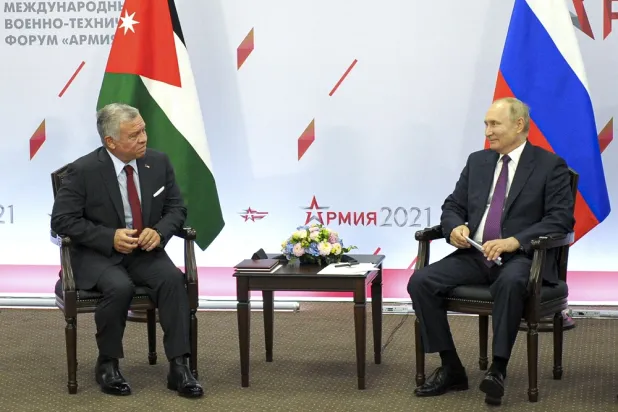 Passing through Syria without Engaging Damascus