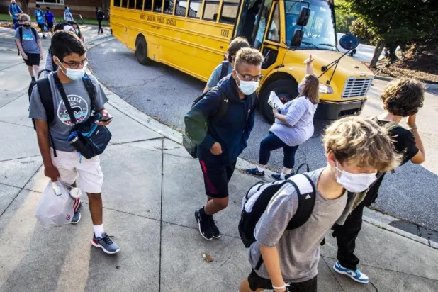 في الولايات المتحدة... مدرّس غير ملقح ينقل «كورونا» إلى 18 تلميذاً