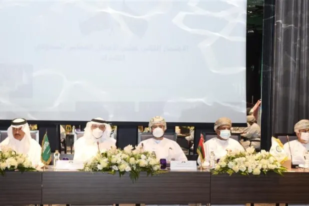 الرياض ومسقط تناقشان تسريع العلاقات التجارية والتكامل الاقتصادي