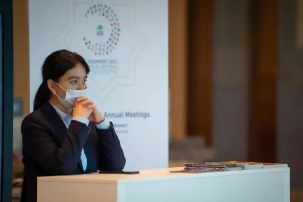 طشقند تعيد الحياة للاجتماعات الحضورية بعد «كورونا»