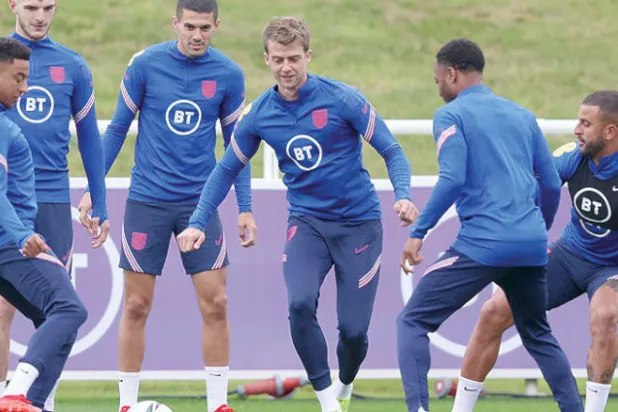 إنجلترا تسعى إلى التغلب على كبوة الخسارة في نهائي أوروبا (أ.ف.ب)