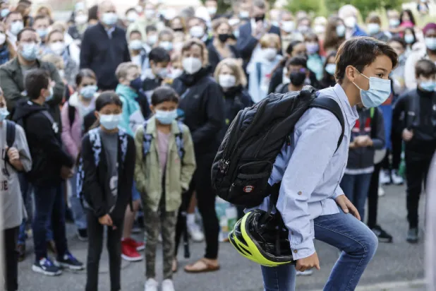 فرنسا: عودة ملايين التلاميذ إلى الصفوف مع بدء العام الدراسي