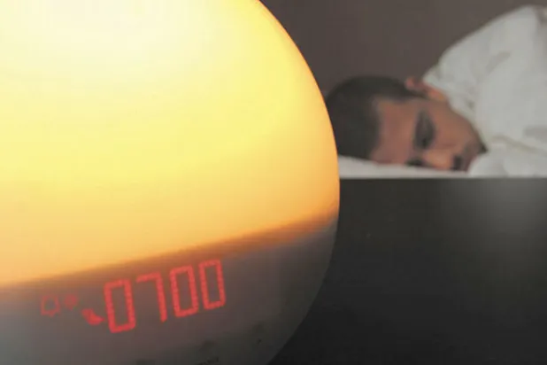 الأدوات والأجهزة التي تعين على نوم أفضل: هل هي ناجعة؟