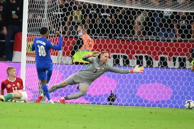 تصفيات مونديال 2022: جونسون يدين الإساءات العنصرية ضد اللاعبين الإنجليز